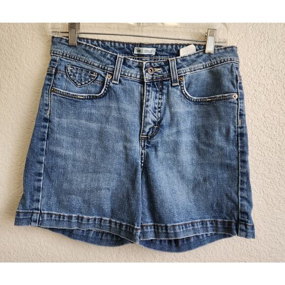 Lee Lower On Waist Blue Denim Shorts 8 Lightweight Belt Loops Stretch Pockets - Picture 1 of 4